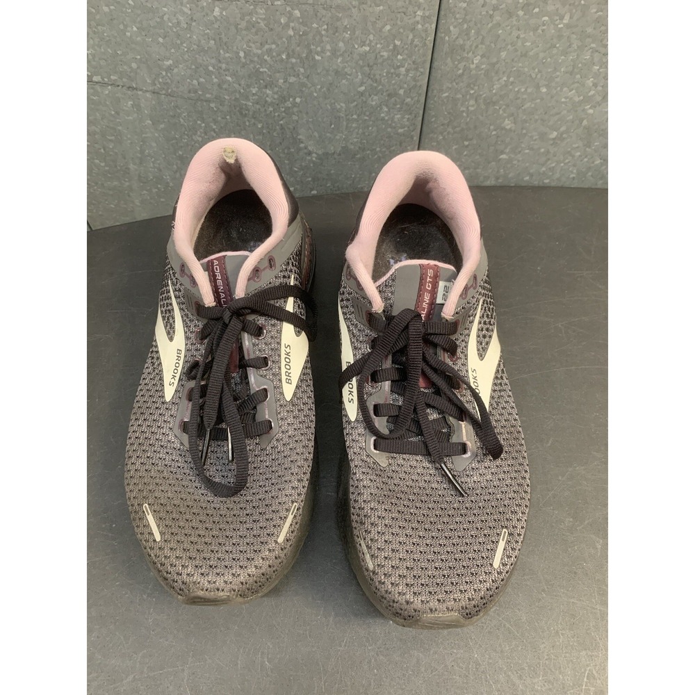 Brooks Womens Adrenaline GTS 22 Running Shoe Gray Size 9.5